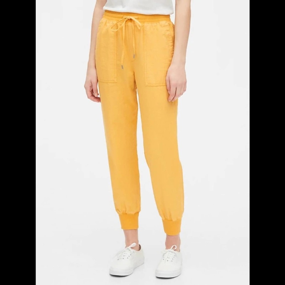 🔥2/$25🔥YELLOW GAP LINEN JOGGERS🔥